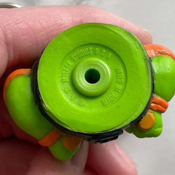 VINTAGE TMNT Teenage Mutant Ninja Turtles Mikey Michelangelo Keychain (Mirage) - Picture 4 of 6